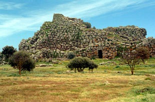 Nuraghe Arrubiu