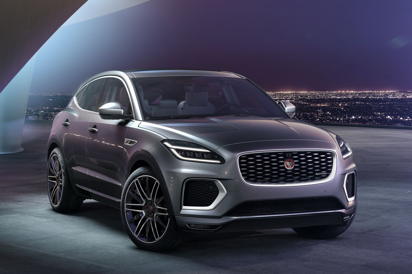 la nuova Jaguar EPace Unica Radio