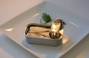 sardines 825606 1920