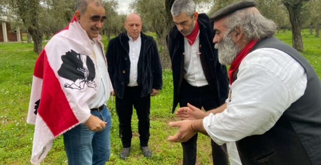 Elio con gli Istentales