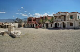 Cagliari celebra il cinema western con "Storie di volti e silenzi"