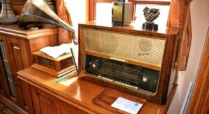 100 anni radio